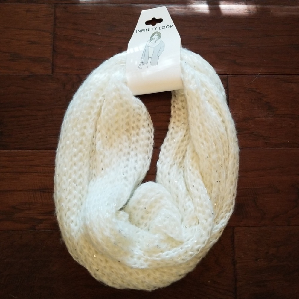 Women's Cream Infinity Scarf